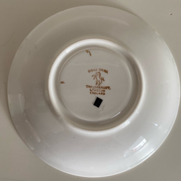 EUC VTG TAYLOR & KENT BONE CHINA BABY BLUE FLORAL TEACUP AND SAUCER - Picture 9 of 9